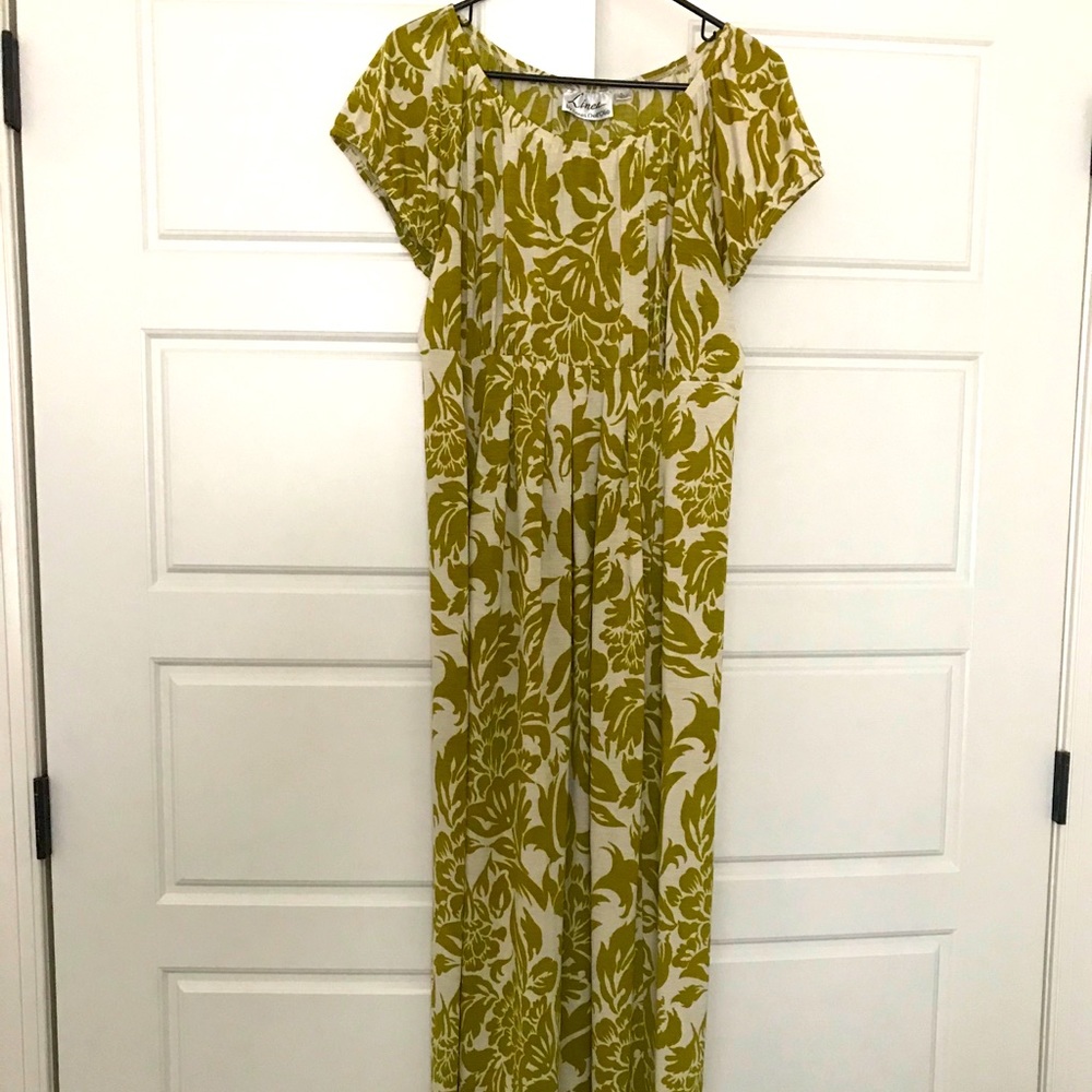 Linea by Louis Dellolio dress